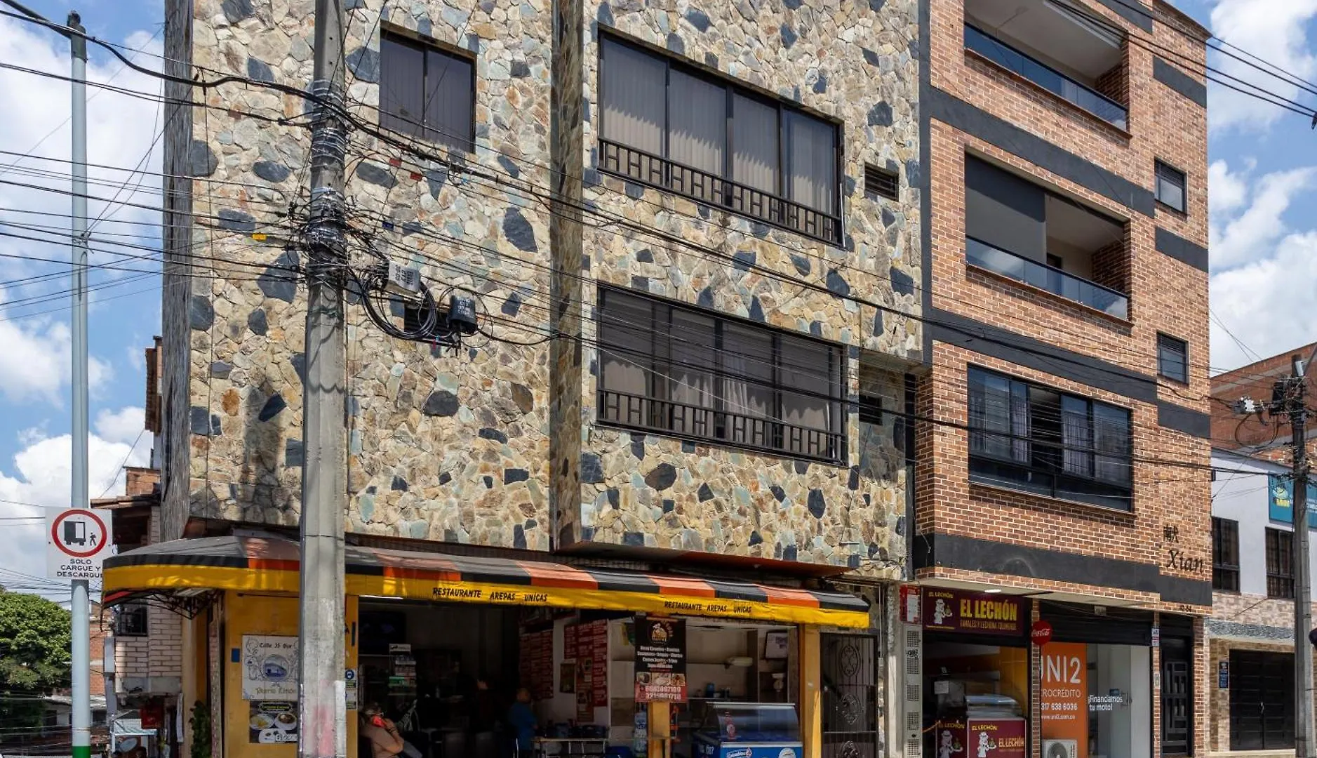 Parque De Envigado A 350 Mts, 2Bd, 500Mb Internet Apartment 0*,  Colombia